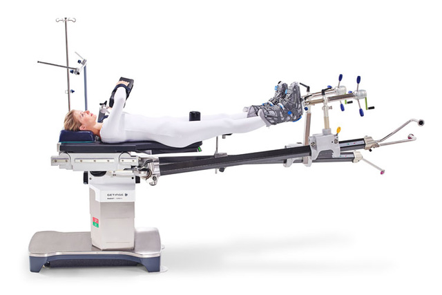 Maquet Yuno II Mobile Operating Table